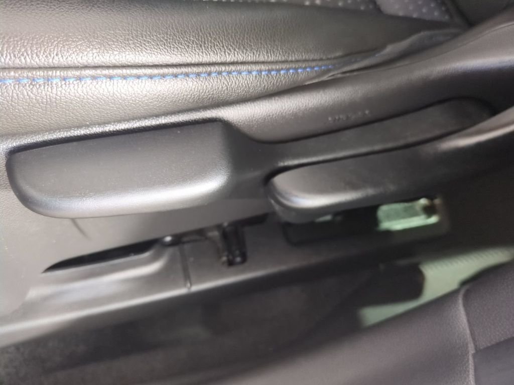2025 Chevrolet Trax LT - Photo 24