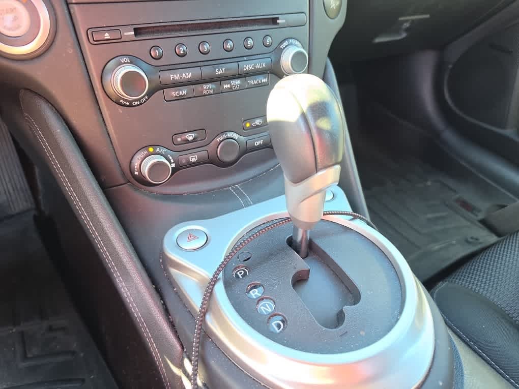 Used 2016 Magnetic Black Nissan Sport Tech image 32