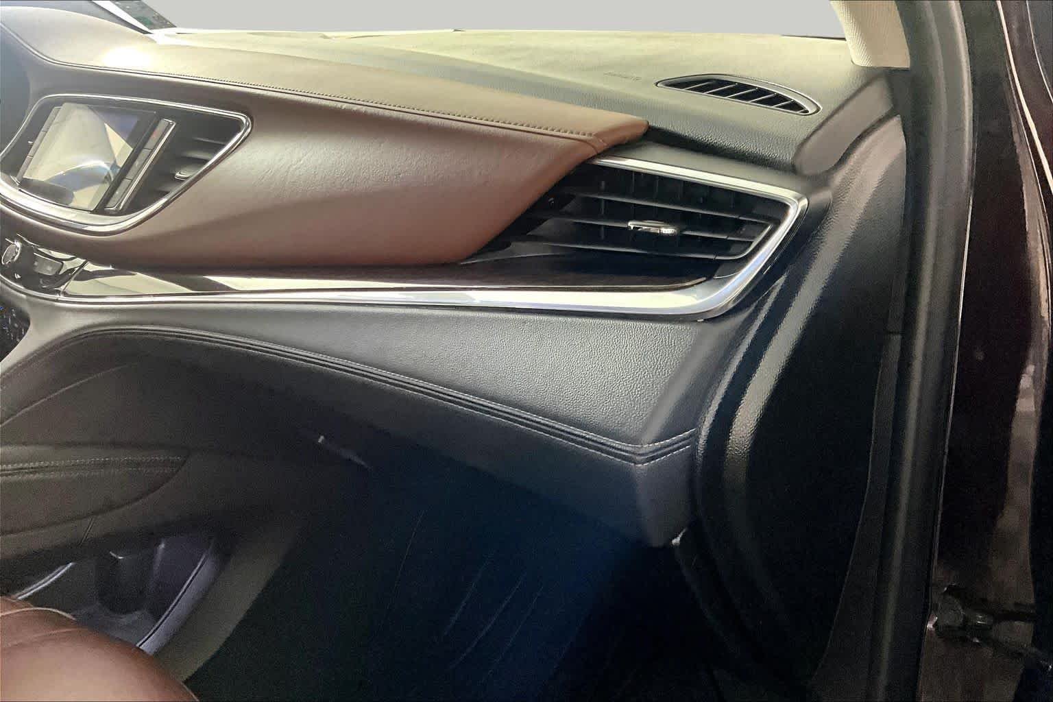Used 2020 Rich Garnet Metallic Buick Avenir image 18
