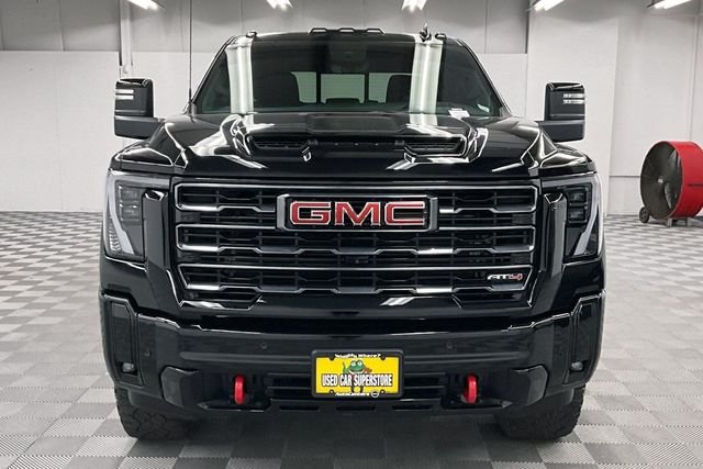Used 2025 Onyx Black GMC AT4 image 4