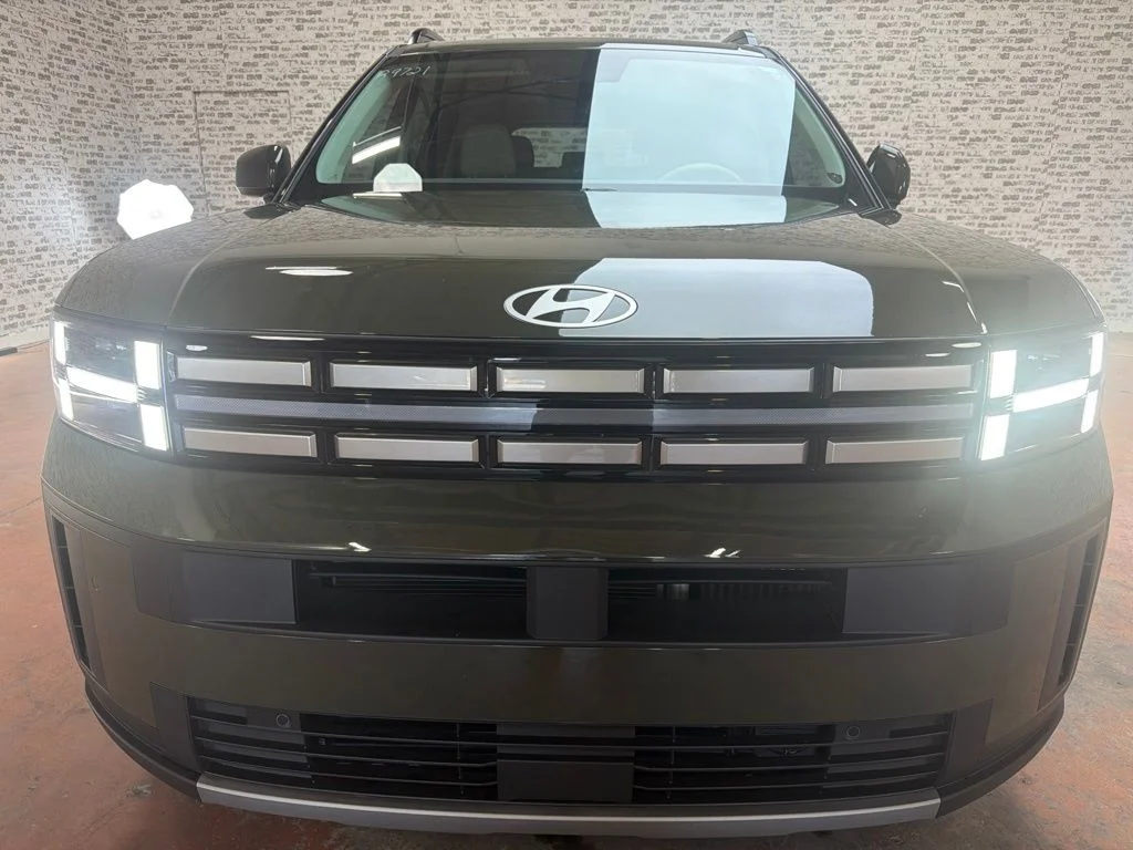 Used 2026 Rockwood Green Hyundai SEL image 2