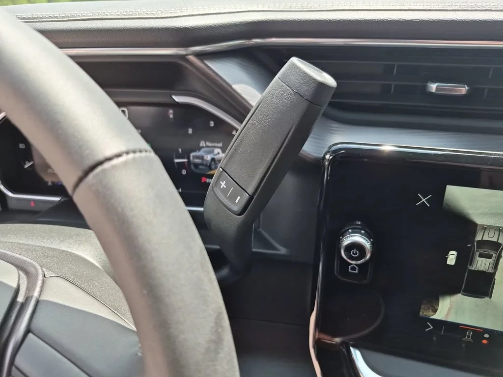 New 2026 Onyx Black GMC Denali Ultimate image 32