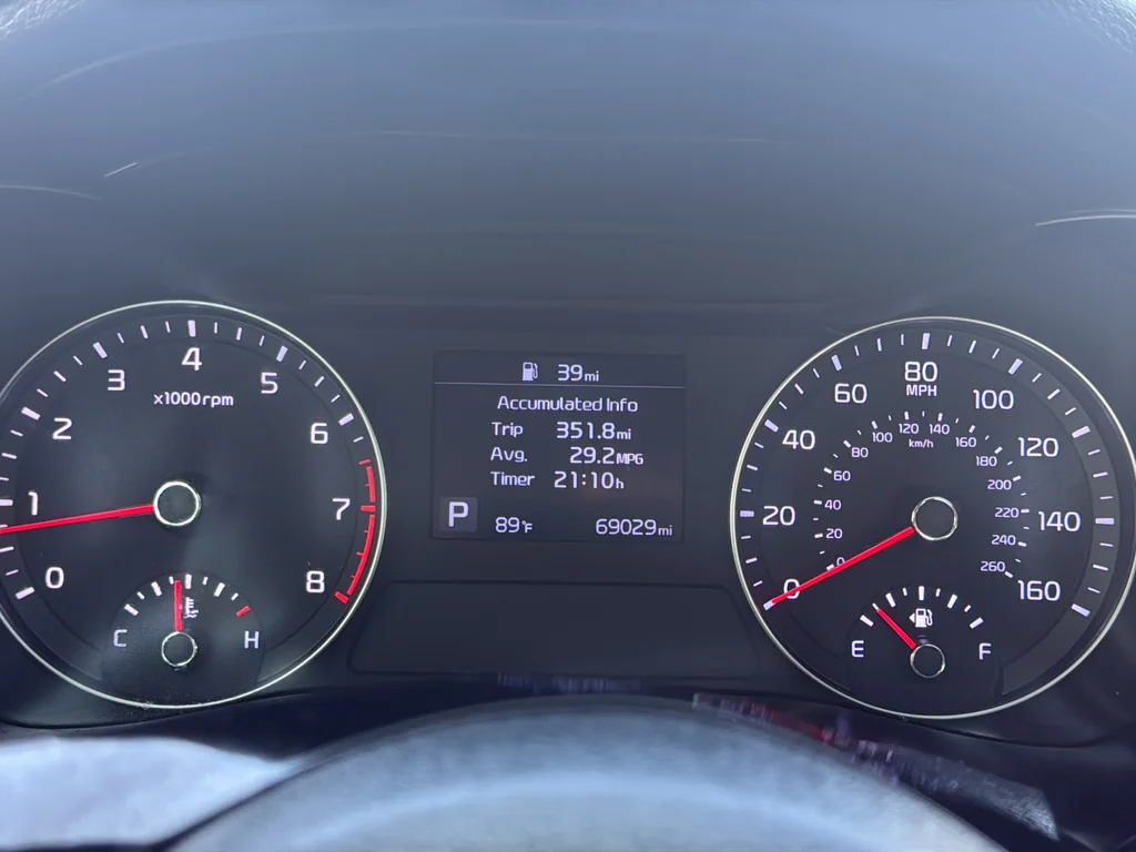Used 2019 Blue Kia S image 13