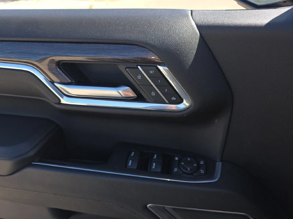 2023 Chevrolet Silverado 1500 LTZ - Photo 24