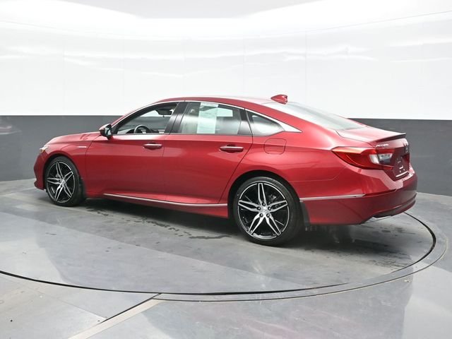 Used 2022 Red Honda Touring image 3