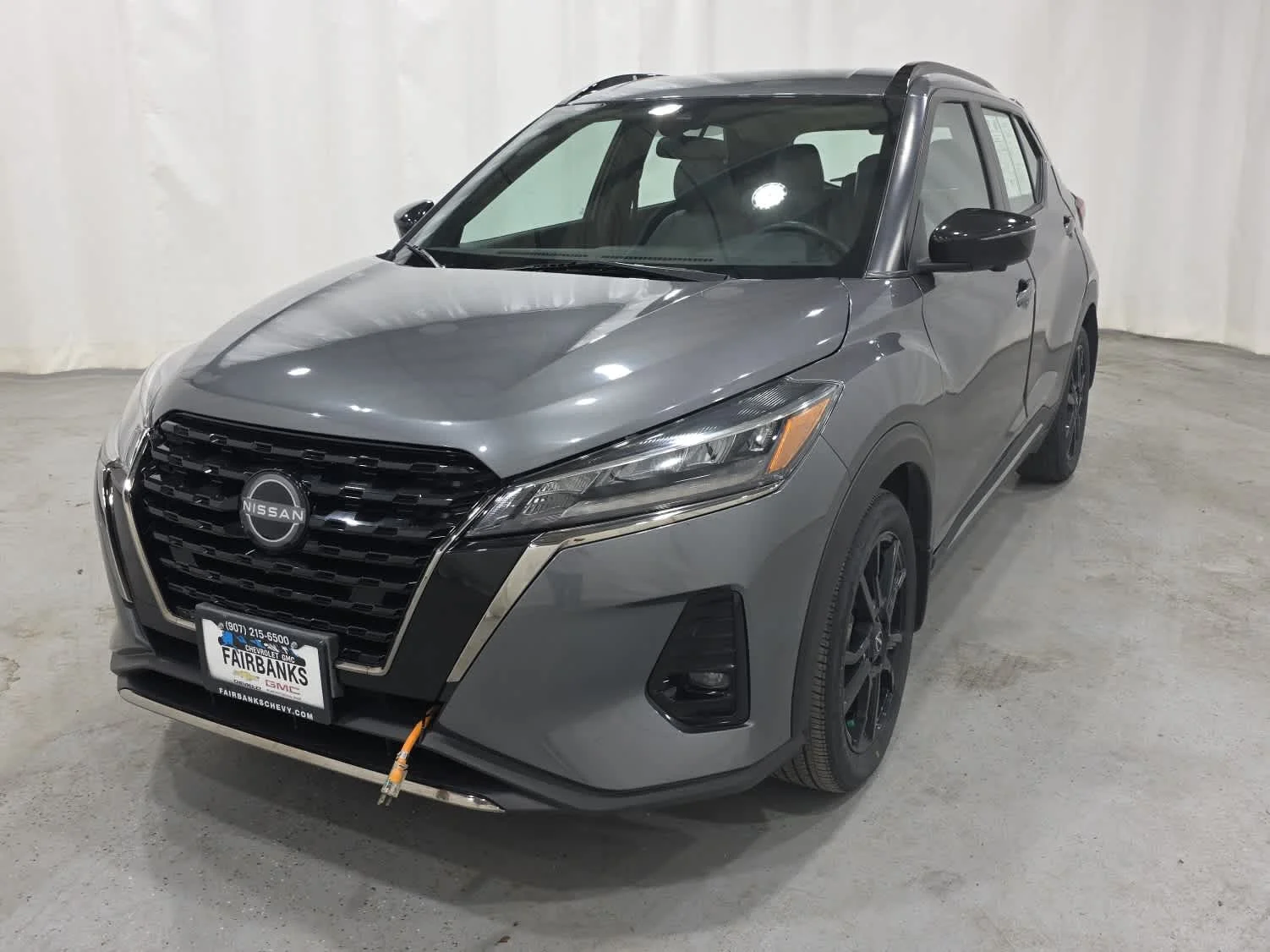 Used 2023 Gun Metallic Nissan SR image 1