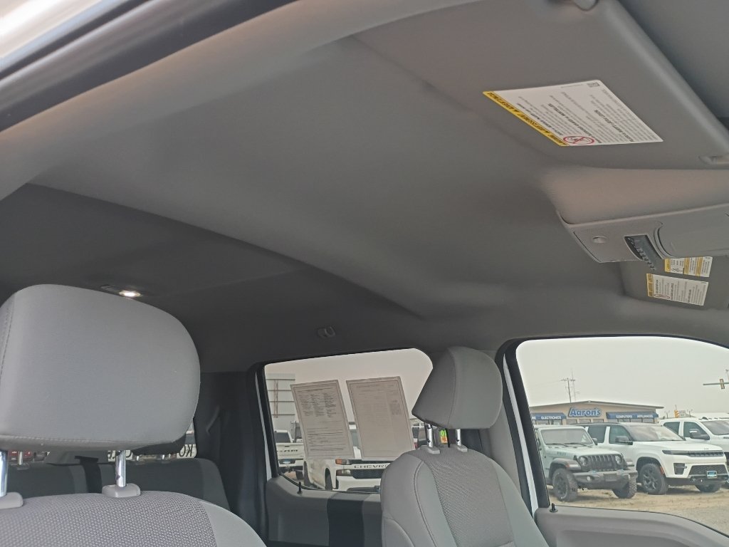 Used 2022 Oxford White Ford XL image 11