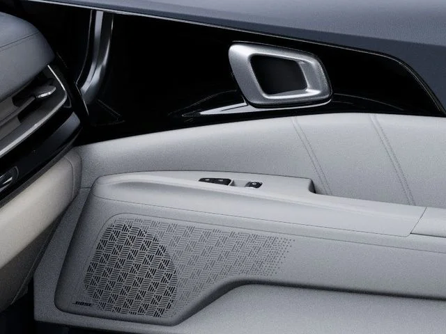 New 2026 White Kia SX Prestige image 25