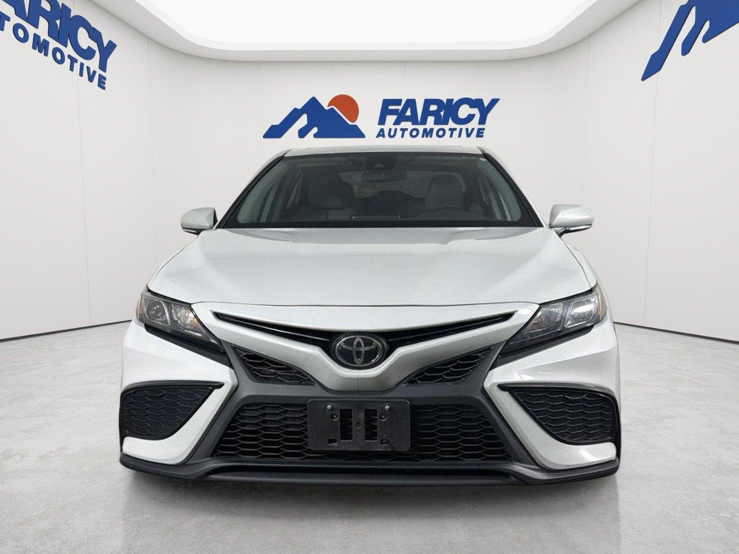 Used 2023 Ice Edge Toyota SE image 9