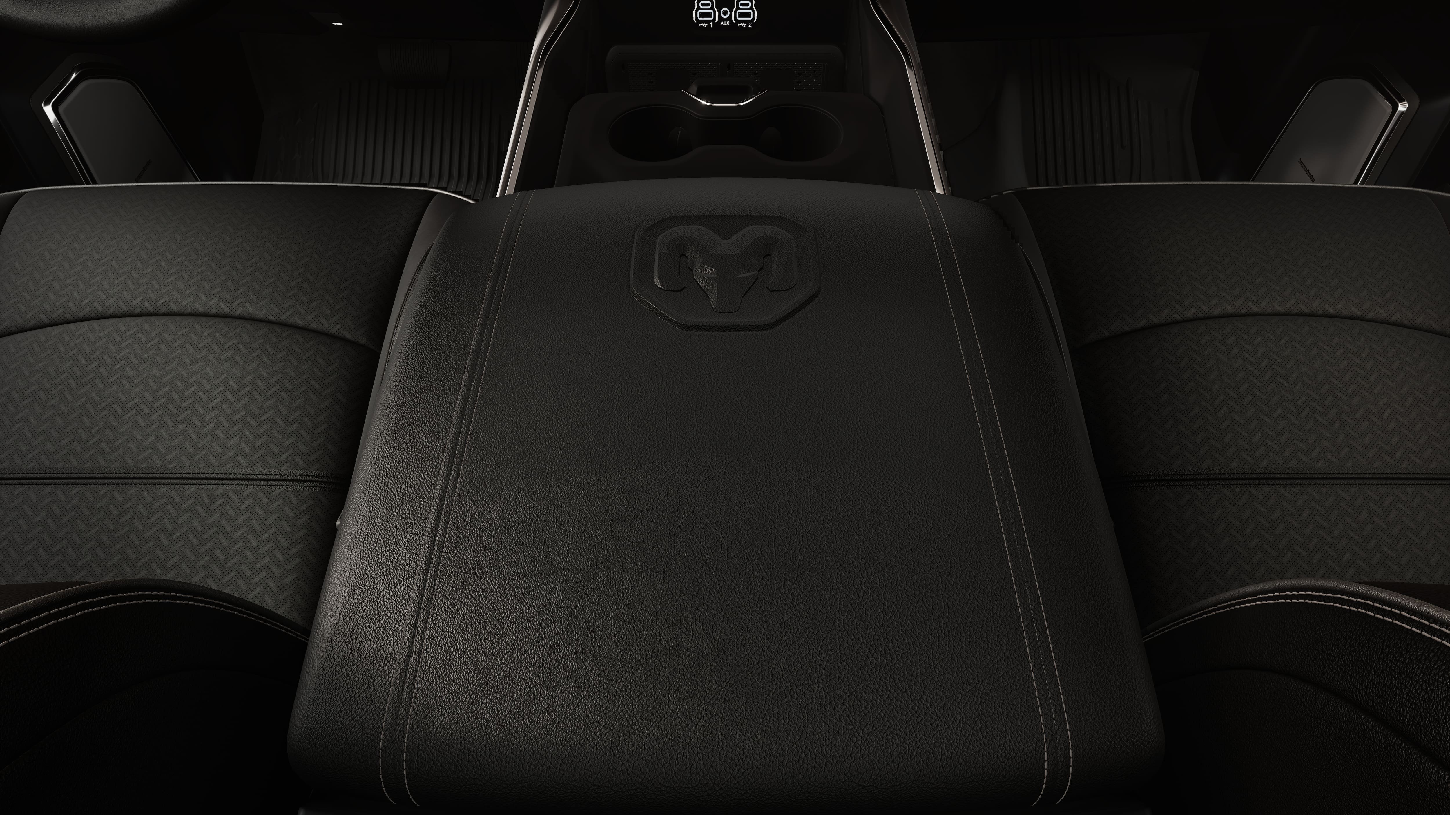 New 2026 Diamond Black Crystal Pearl-Coat Exterior Paint RAM LARAMIE image 30