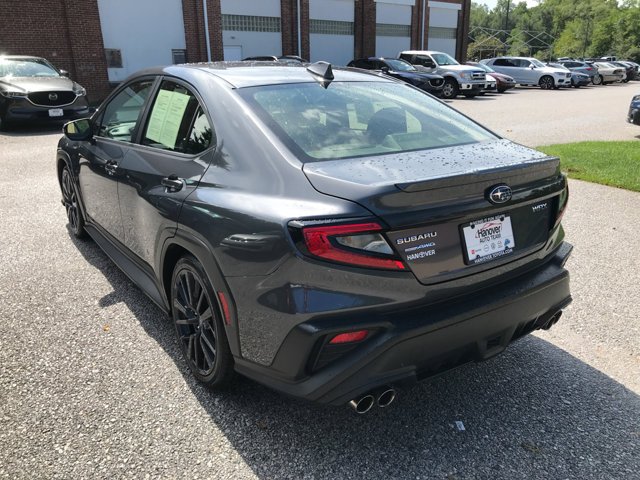Used 2022 Magnetite Gray Metallic Subaru Limited image 6