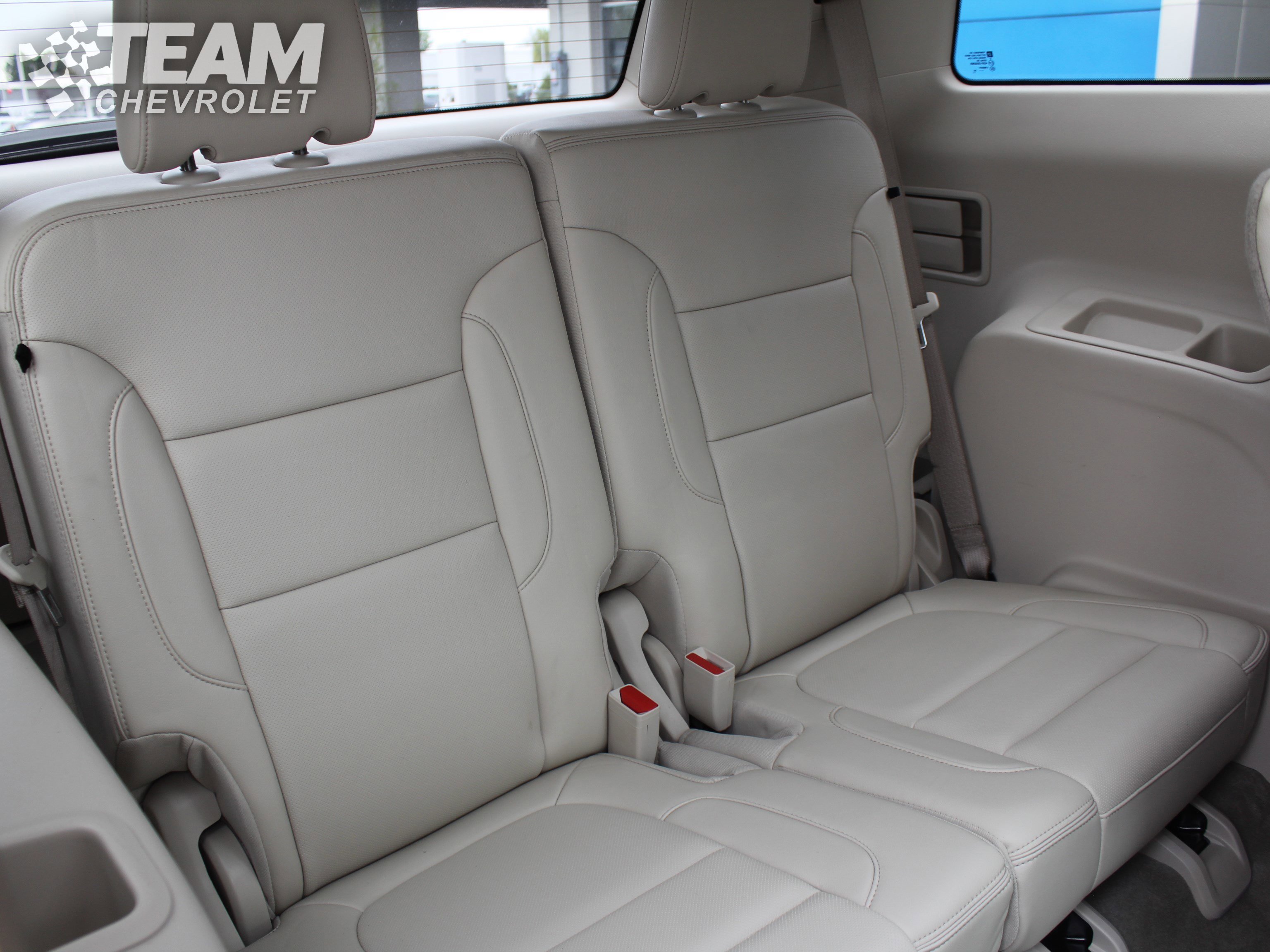 2023 GMC Acadia Denali - Photo 29
