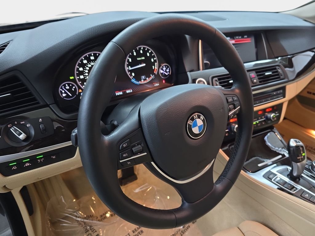 Used 2015 Jatoba Brown Metallic BMW 528i xDrive image 19