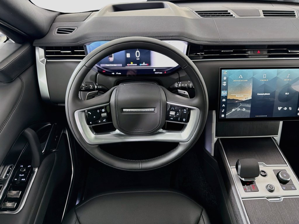 New 2027 Fuji White Land Rover SE image 24