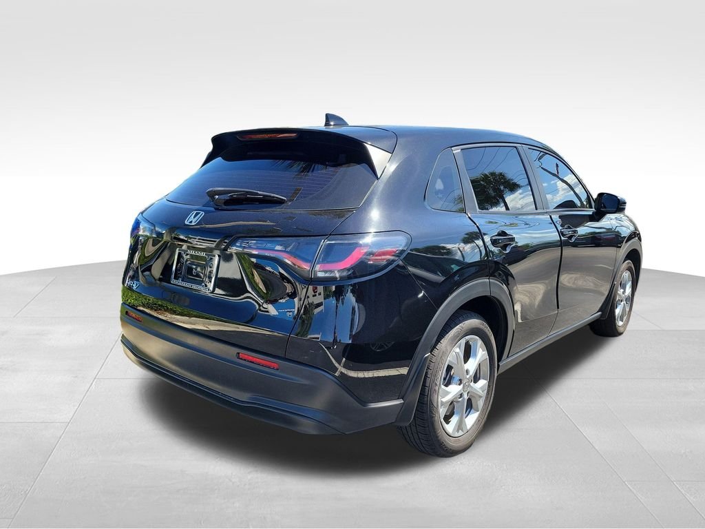 Certified Used 2023 Crystal Black Pearl Honda LX image 9