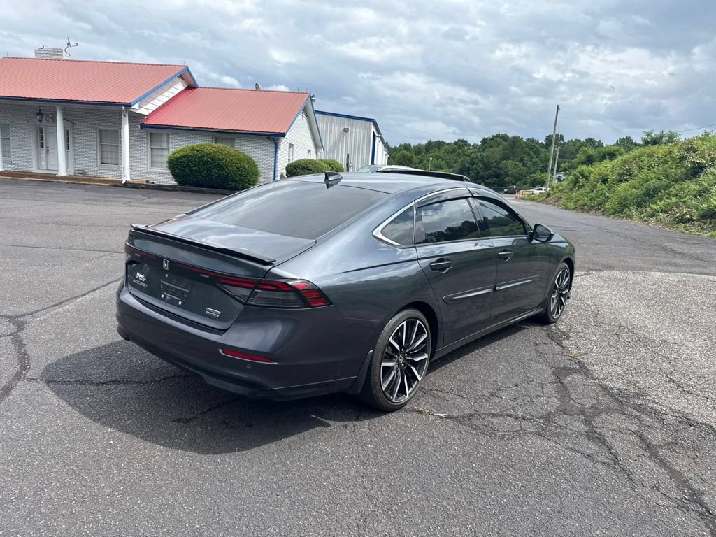 2023 Honda Accord Hybrid Touring - Photo 10