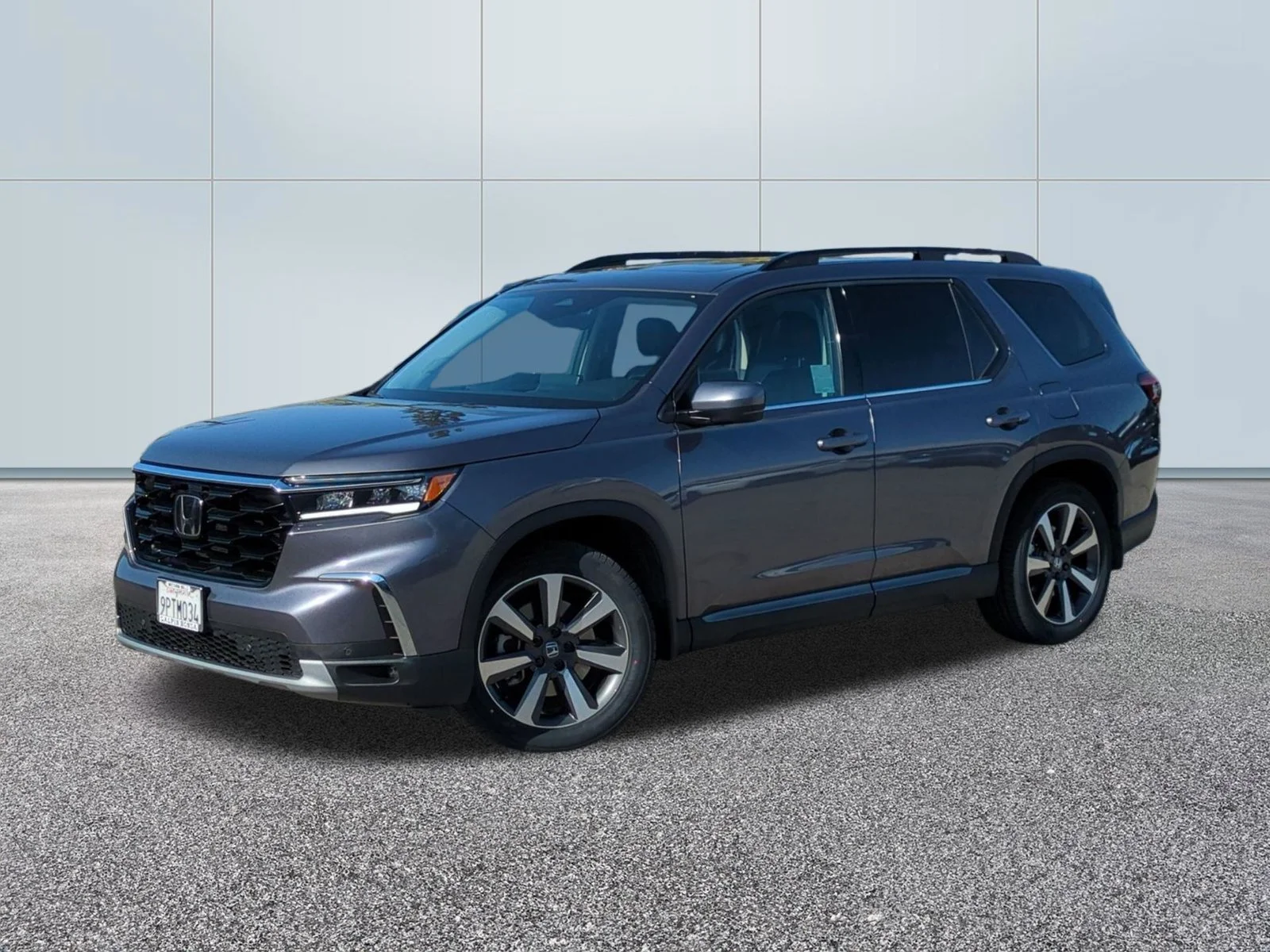 Used 2025 Gray Honda Touring image 1