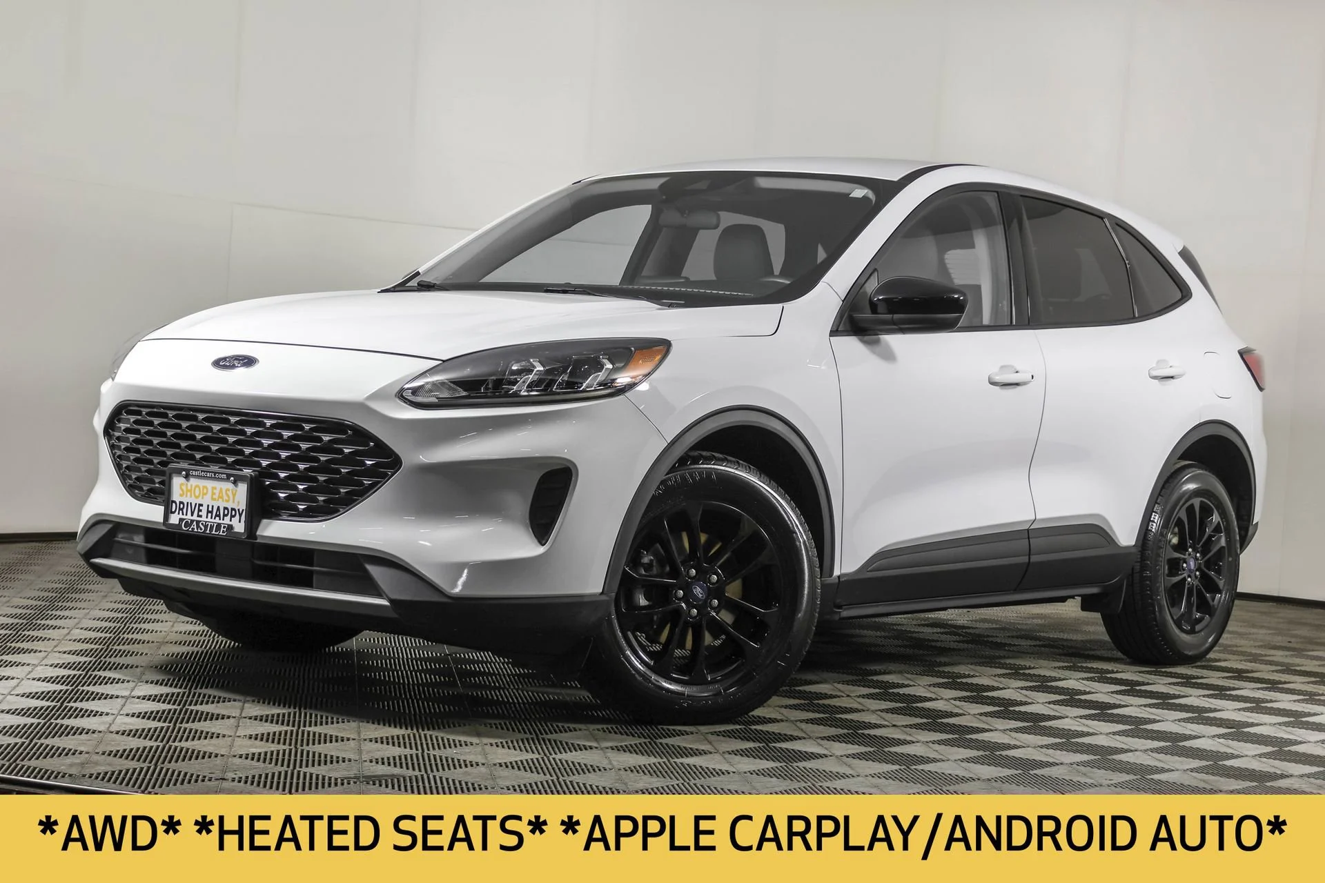 Used 2020 Ford Escape SE with VIN 1FMCU9BZ7LUA84800 for sale in Elk Grove Village, IL
