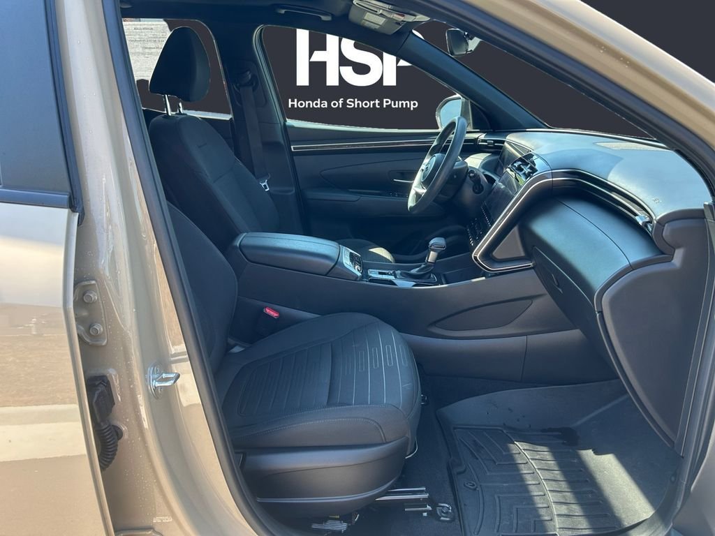 Used 2024 Sand Hyundai SEL image 15