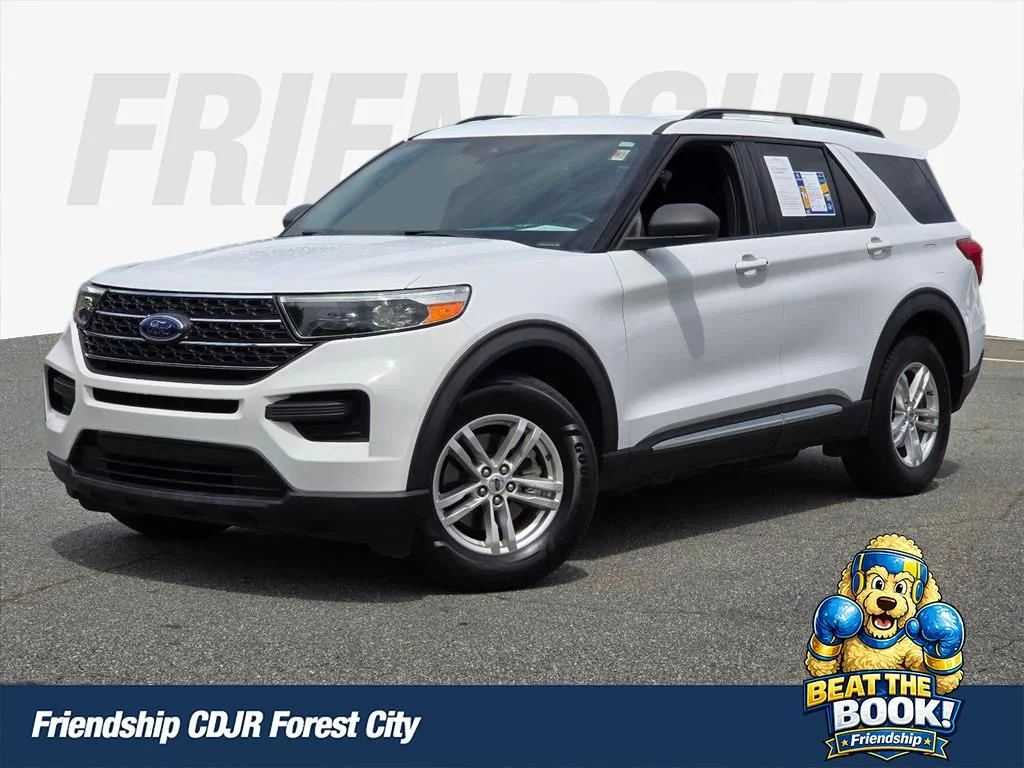 Used 2020 White Ford XLT image 1