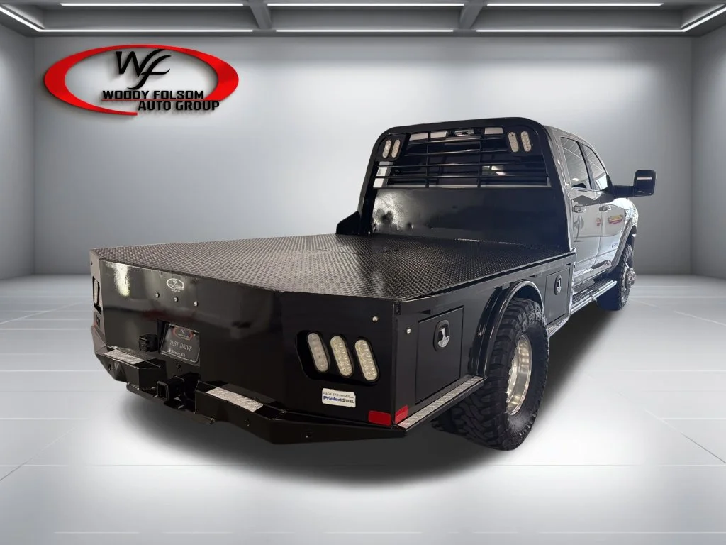 Used 2024 Silver Ram Laramie image 6