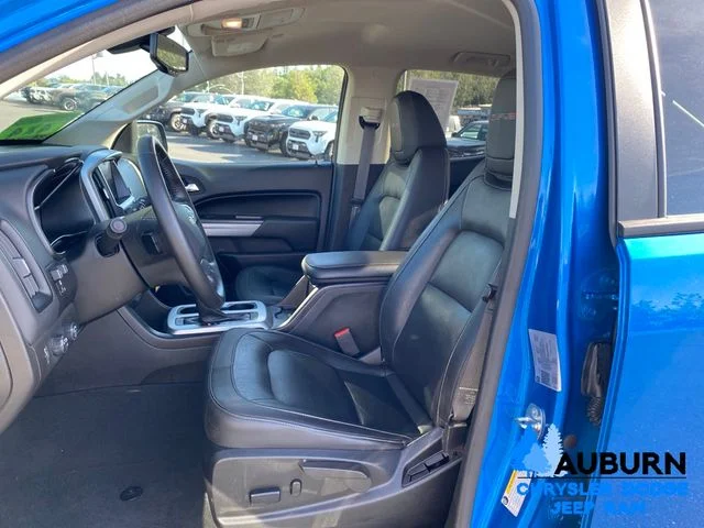 Used 2022 Blue Chevrolet ZR2 image 33