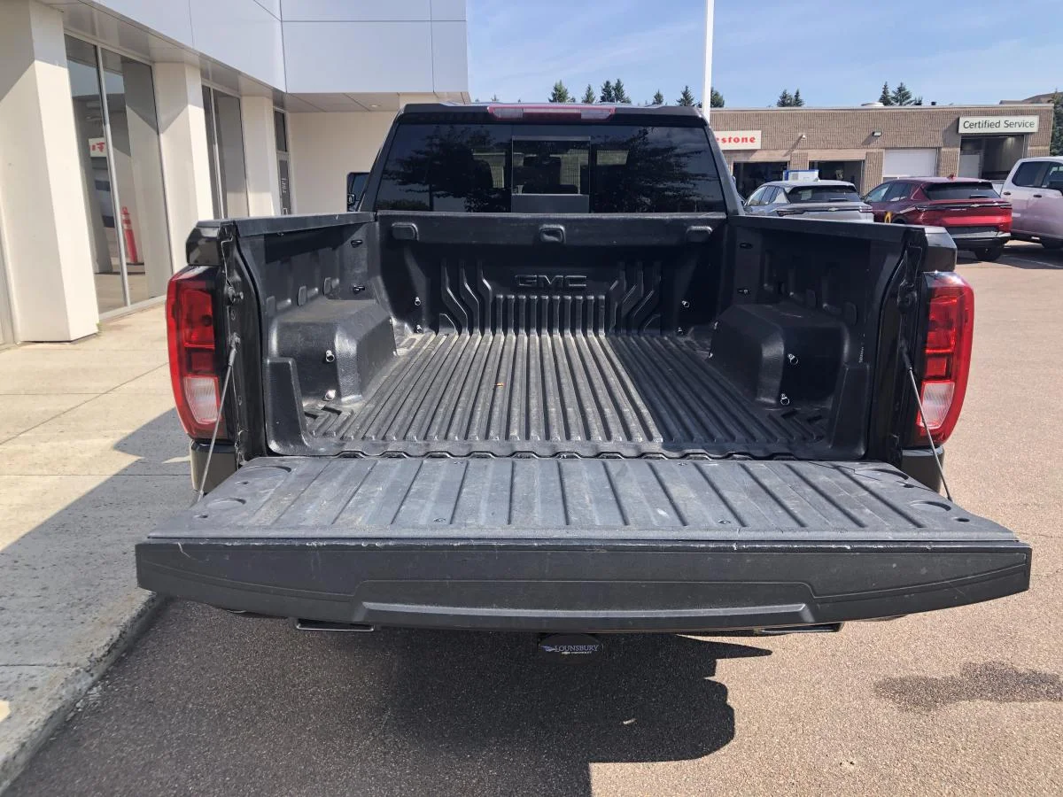 Used 2020 Brown GMC 4WD Crew Cab 147" Elevation image 8