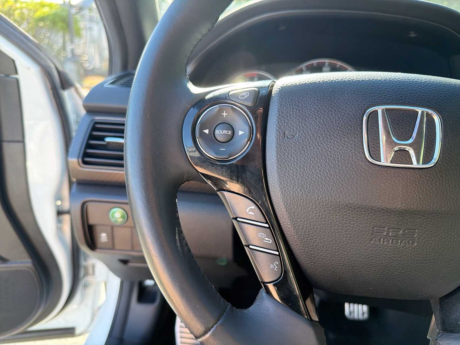 Used 2016 White Orchid Pearl Honda Sport image 24