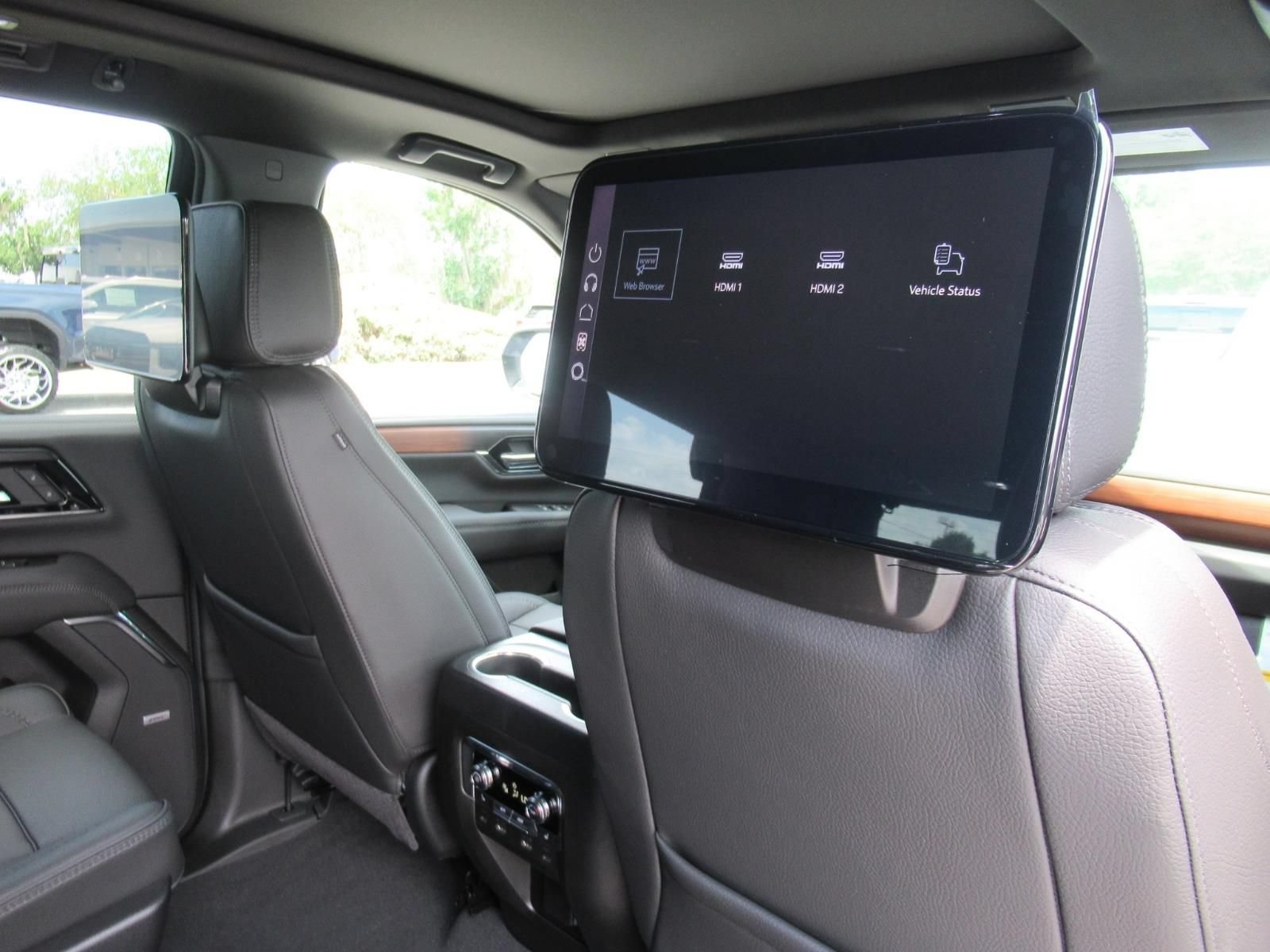 2026 GMC Yukon Denali - Photo 16