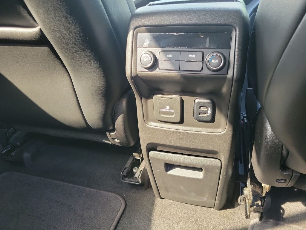 Used 2018 Silver GMC SLT-1 image 30