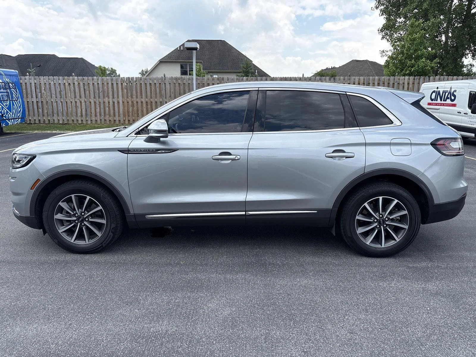 Used 2022  Lincoln Standard image 5