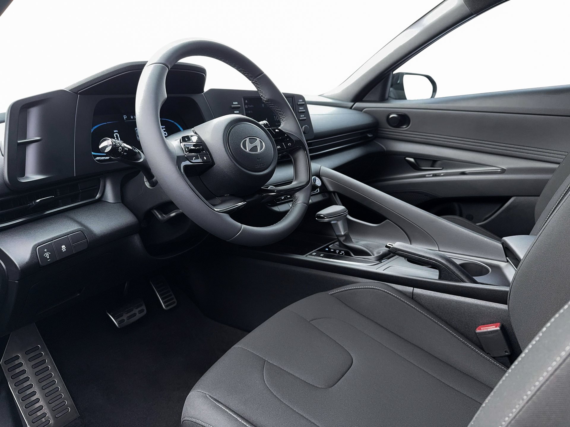 New 2026 Amazon Gray Hyundai SEL Sport image 14