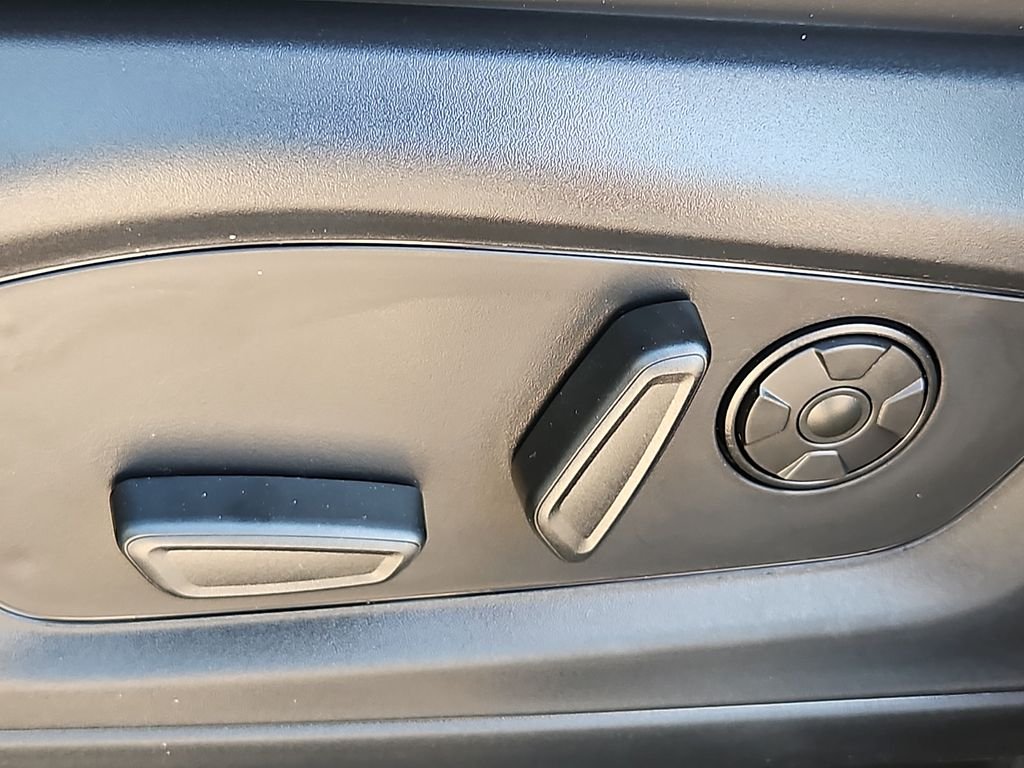 New 2026 Vapor Blue Metallic Ford Tremor® image 19