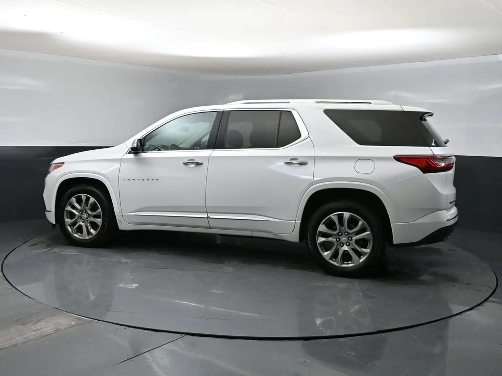 2021 Chevrolet Traverse Premier - Photo 5