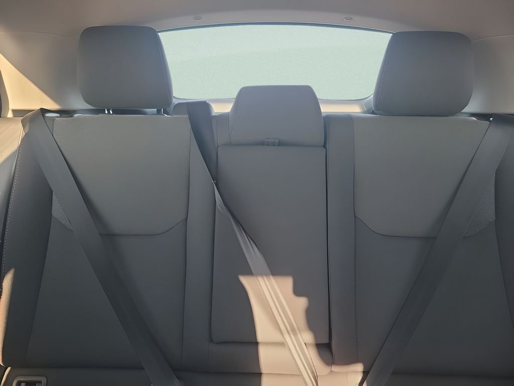 2026 Toyota Prius Plug-in Hybrid SE - Photo 13