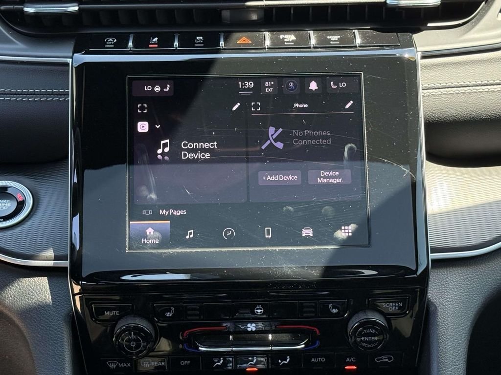 Used 2025 Black Jeep Altitude X image 19