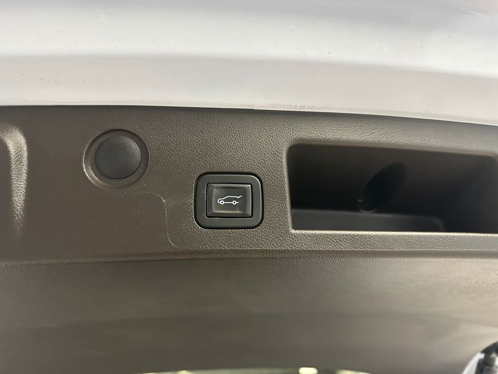 2026 GMC Terrain Denali - Photo 24