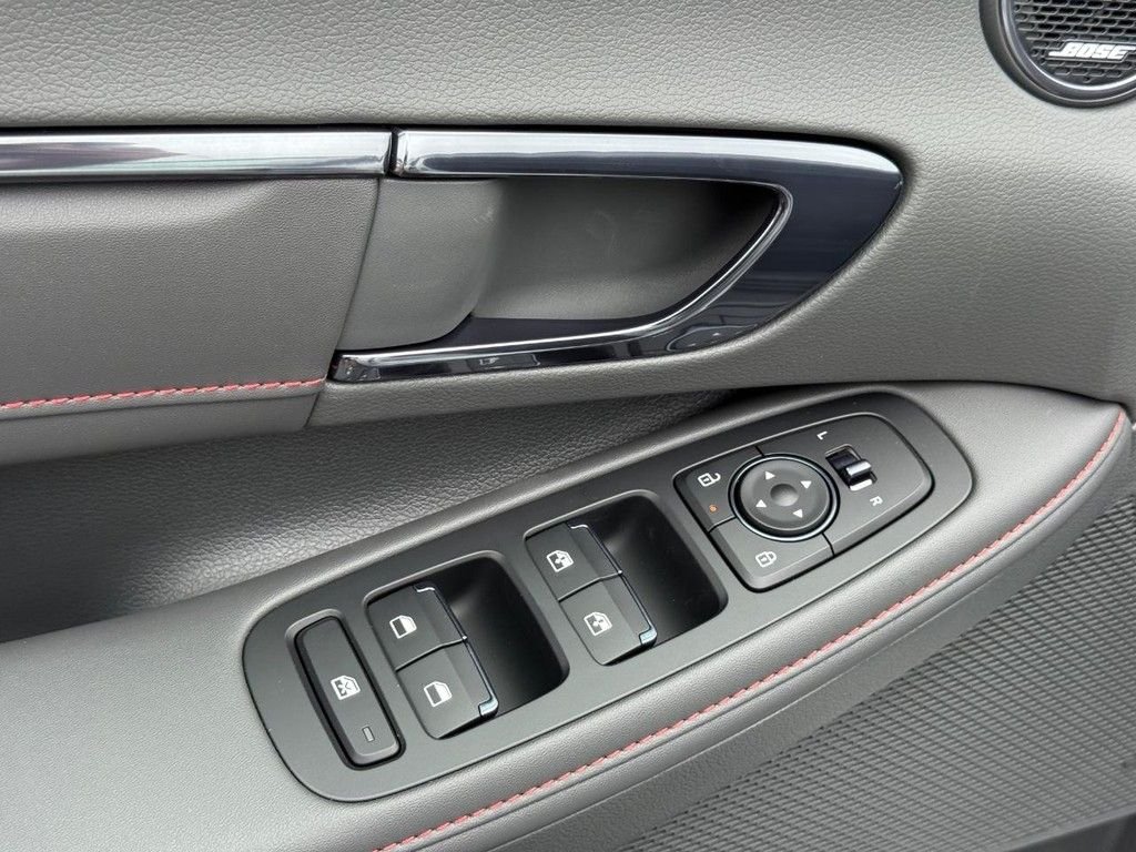 2025 Hyundai Sonata N Line - Photo 41