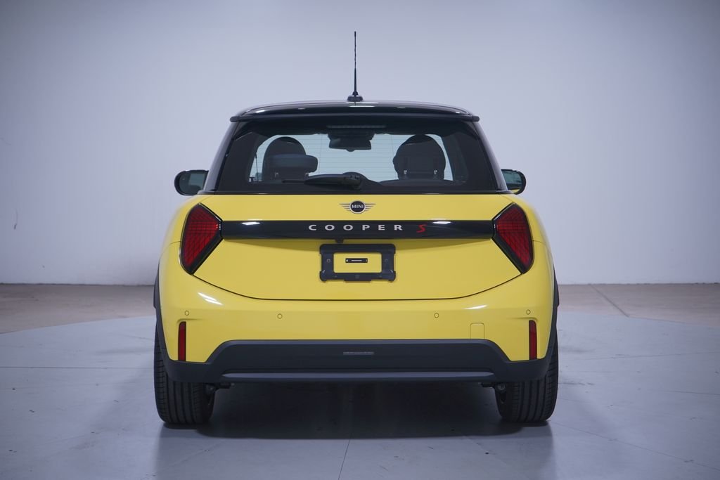 2026 MINI Hardtop 2 Door S - Photo 5