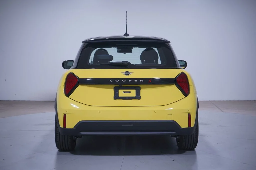 2026 MINI Hardtop 2 Door S - Photo 5