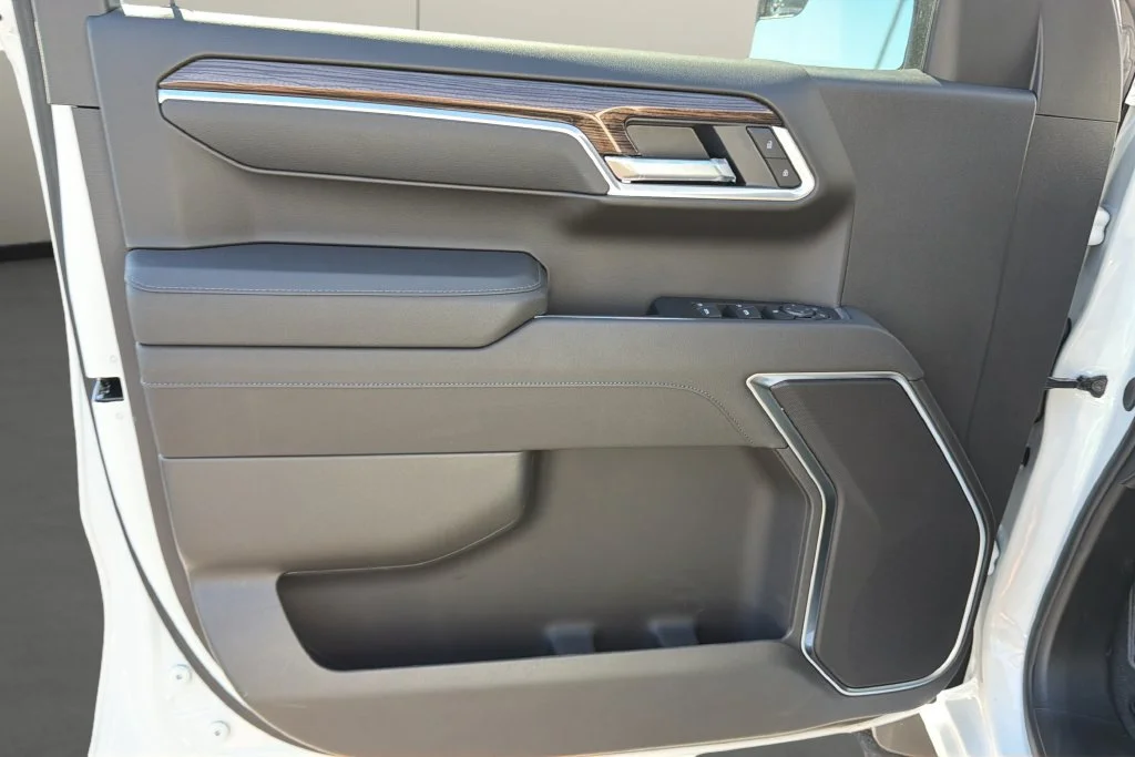 New 2026 Summit White Chevrolet LT image 14