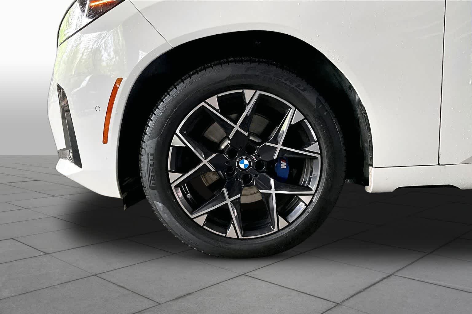 Used 2025 Alpine White BMW 30 xDrive image 10