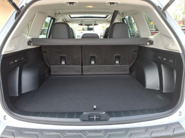 2022 Subaru Forester Limited - Photo 15