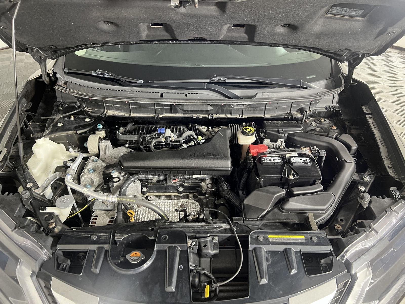 Used 2017 Midnight Jade Nissan SV image 23