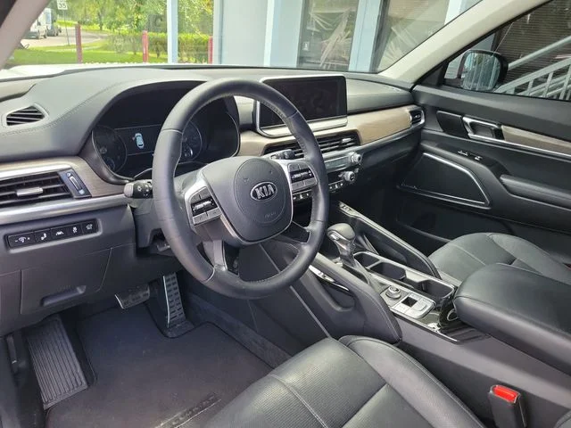 Used 2021 White Kia SX image 14