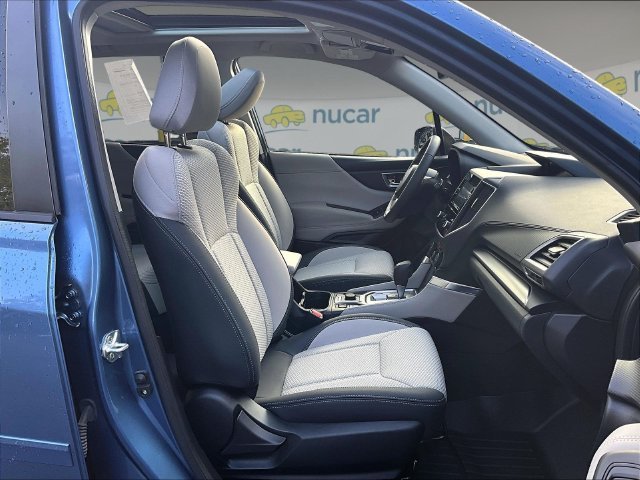 Used 2024 Blue Subaru Premium image 7