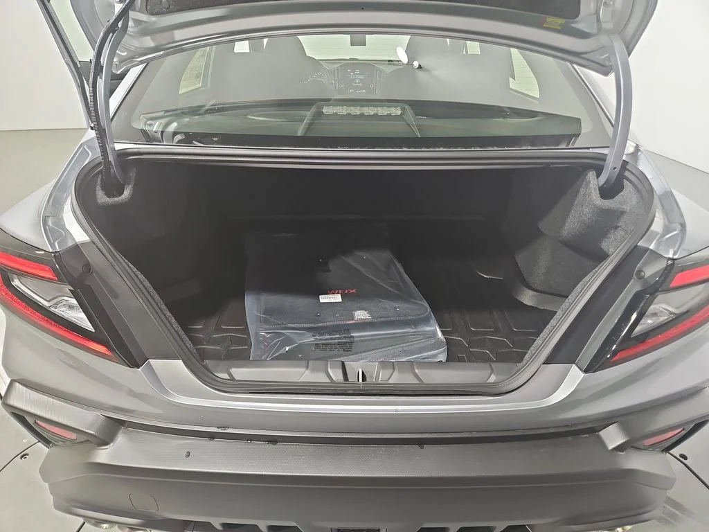 New 2026 ICE SILVER METALLIC Subaru Premium image 22