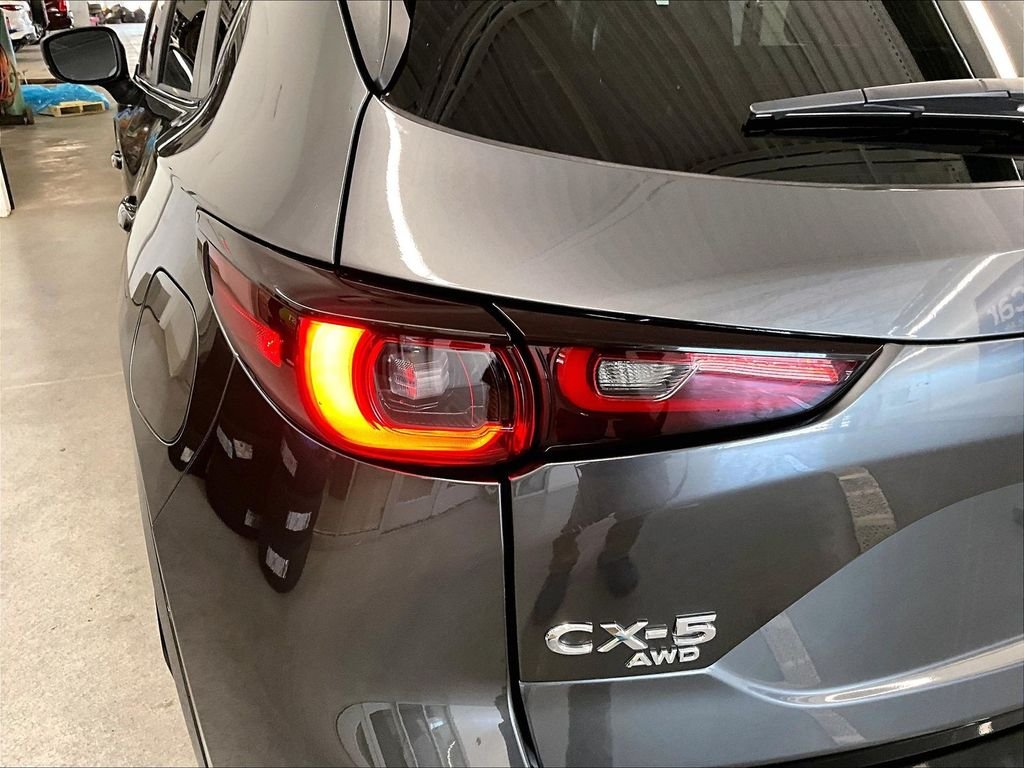 Used 2025 Machine Gray Metallic Mazda 2.5 S Select Package image 31