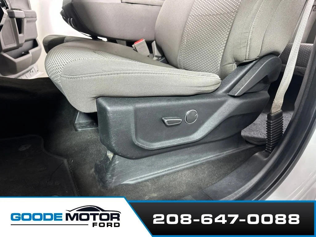 Used 2018 Oxford White Ford XLT image 12
