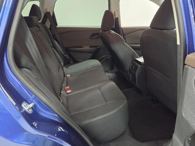 Used 2023 Blue Nissan S image 15